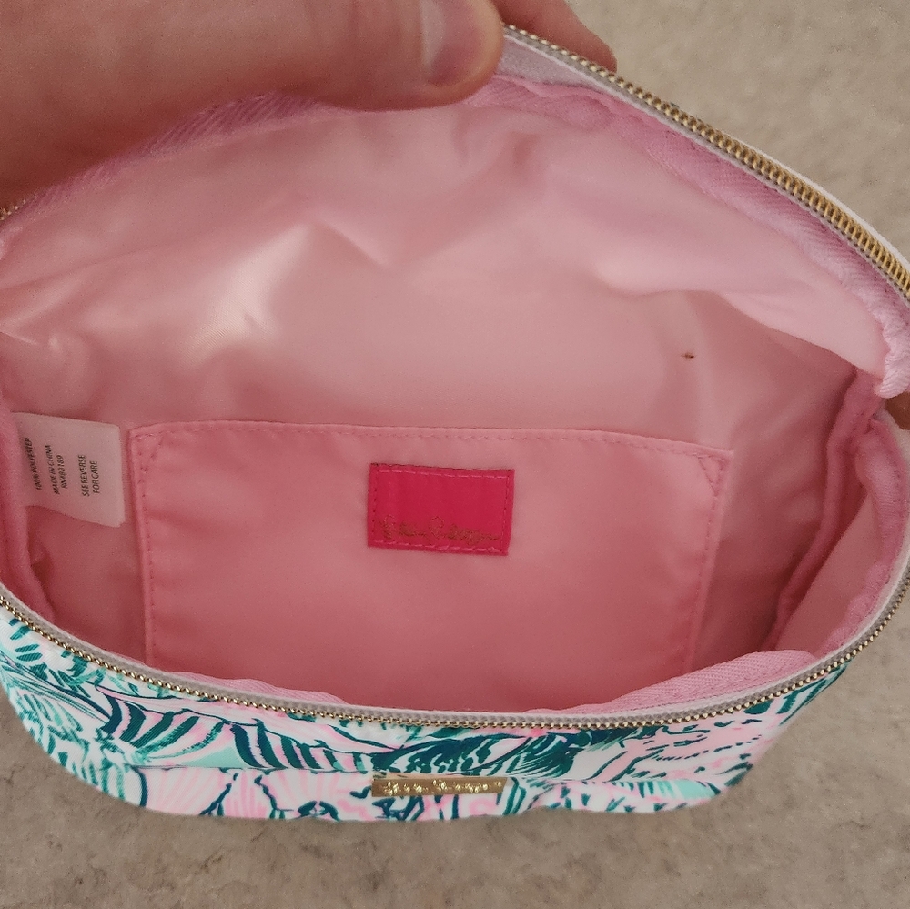 Lilly Pulitzer Tropical Pink and Teal Belt Bag - Picture 2 of 7